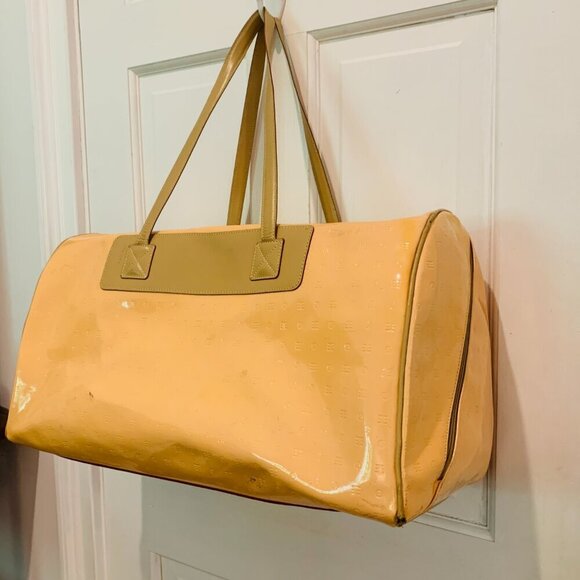ARCADIA Classic Yellow Embossed Patent Leather Gateway XL Weekender Bag - Picture 2 of 16